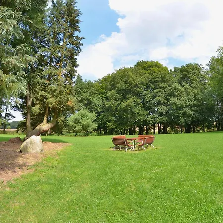 Jagdschloss Zu 1 Eleonore *